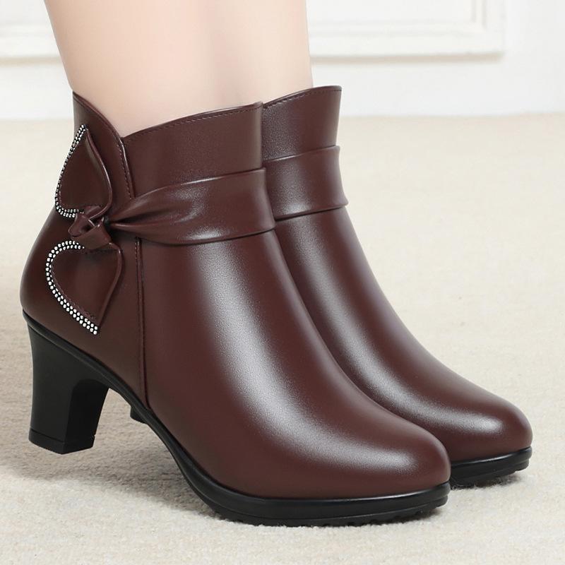 Women High Heels Soft Leather Ankle Boots Autumn Winter Plush Snow Boots Brand Fashion Point Toe Middle Heel Mom Cotton Shoes