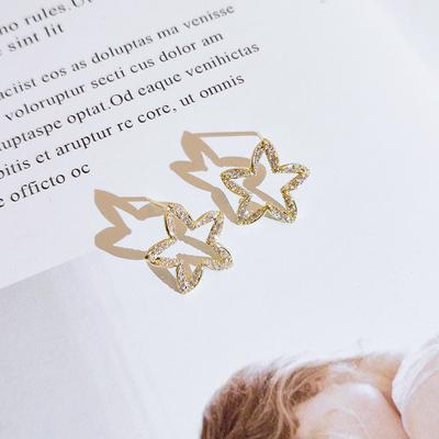 Small and Fresh Five Pointed Star Earrings  Micro Inlaid with Diamonds  Fashionable Earrings for Women  Cold Style  Versatile Earrings