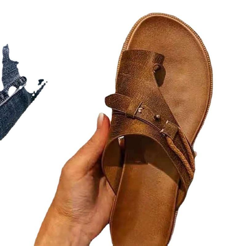 Sandals women's summer new wind cover toe rivets belt buckle breathable large size flat bottom slippers women
