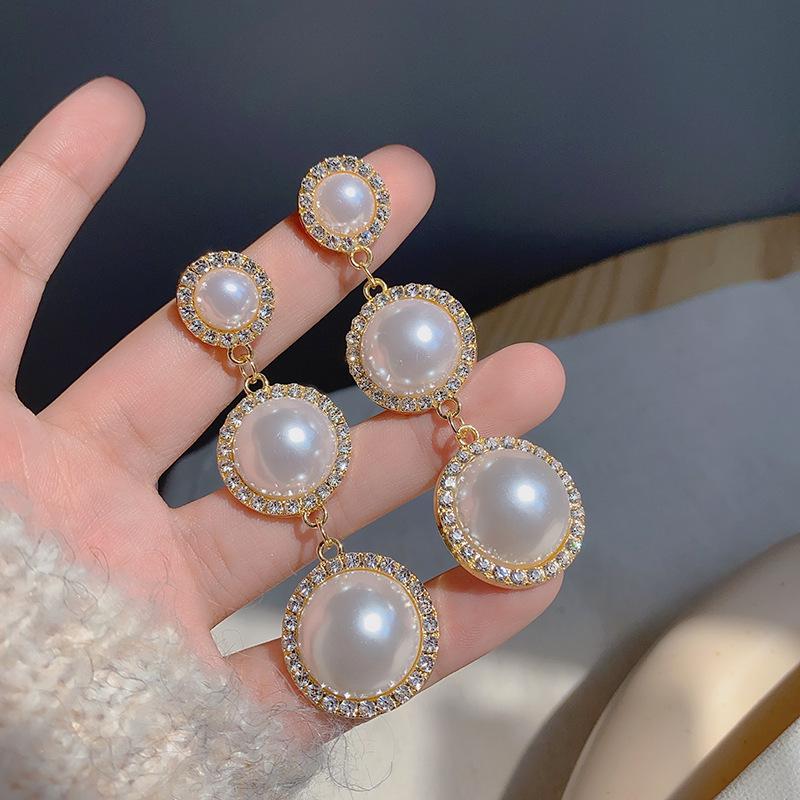 Women Girls Korean Style Camellia Baroque Pearl Earrings Fashion Vintage Jewelry Bow Heart Shape Elegant Lady Ear Rings Ear Clip