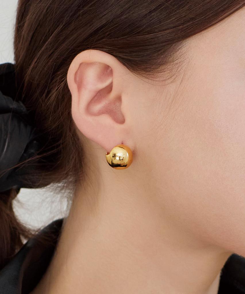 Dmoment Eloise One-Touch Ball Earrings (14K Gold Plated)