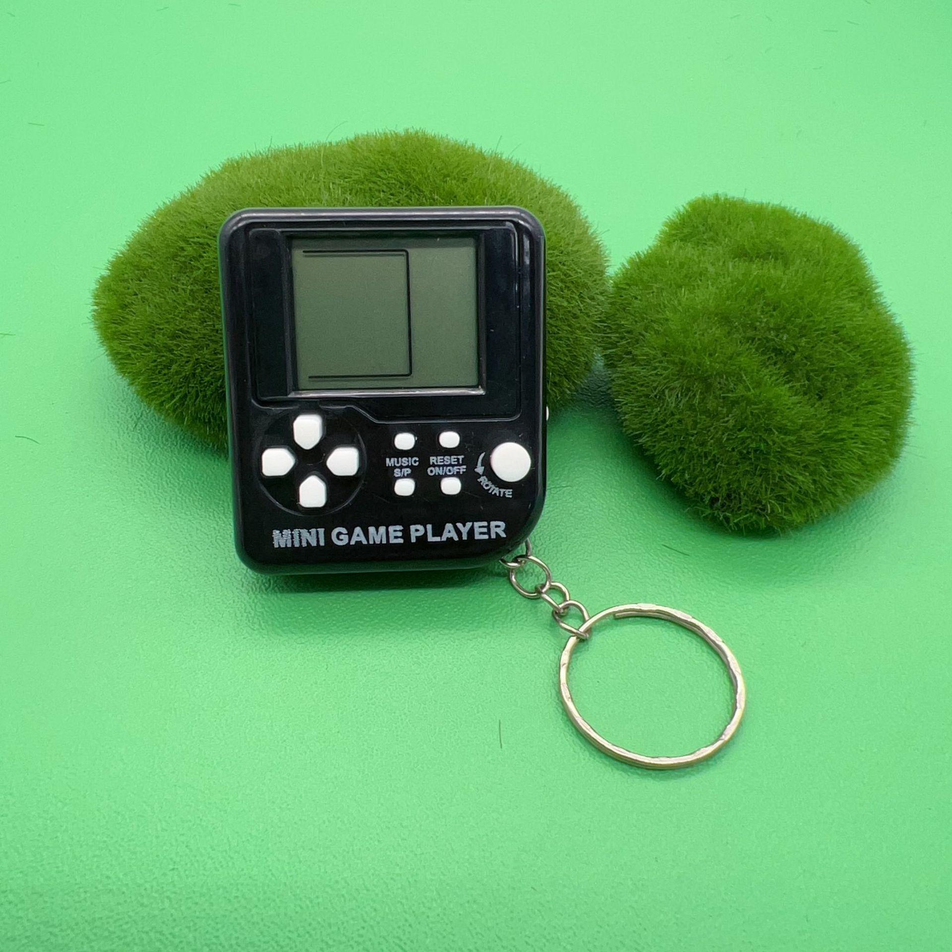 

Мини брелок-консоль для игры в Тетрис