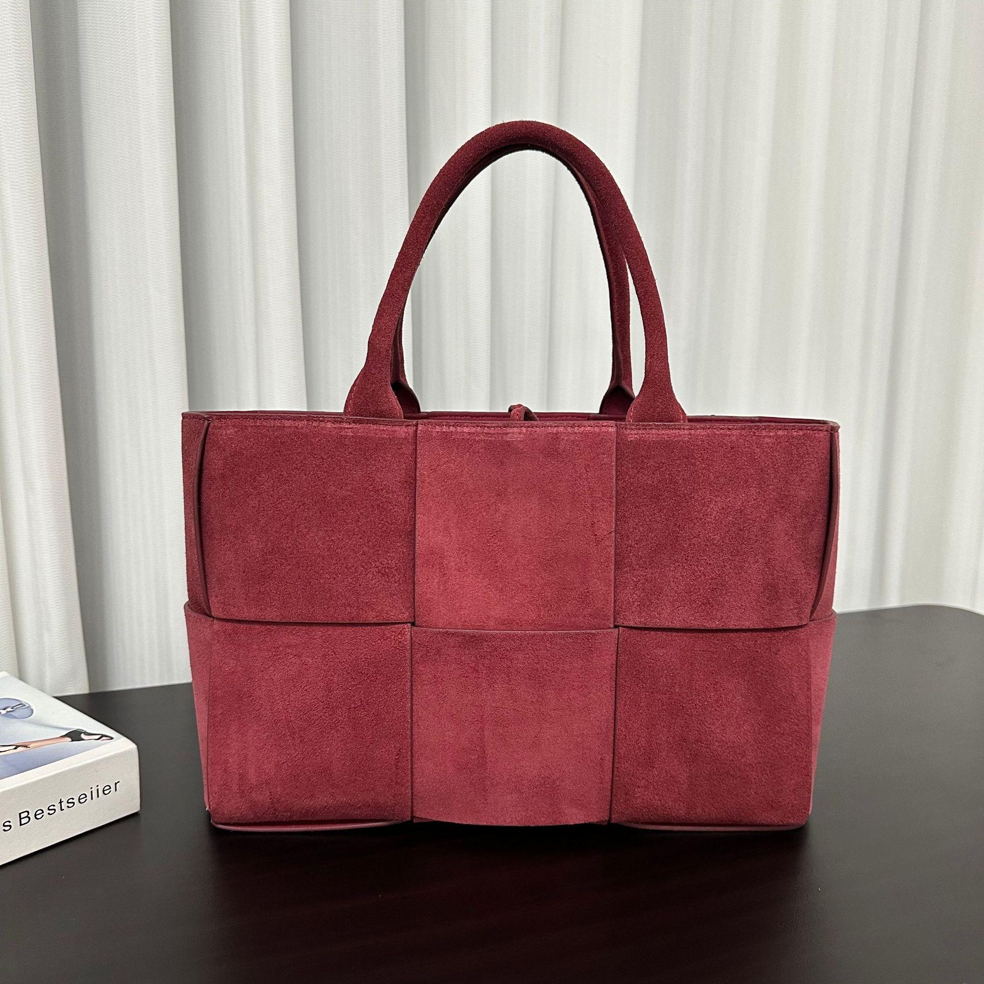 

Новая матовая кожаная ручная работа женская сумка большая вместительная сумка через плечо сумка с надписью 33x10x22cm вино красного