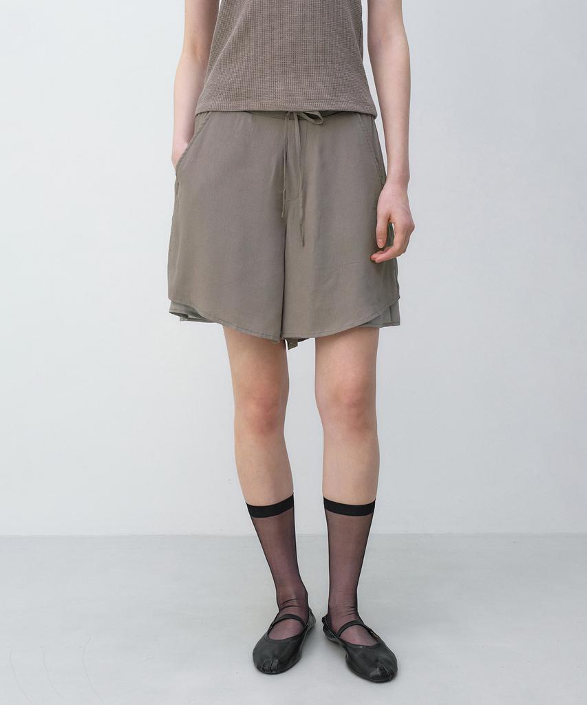 INSILENCE WOMEN Feminine Chiffon Shorts Mocha