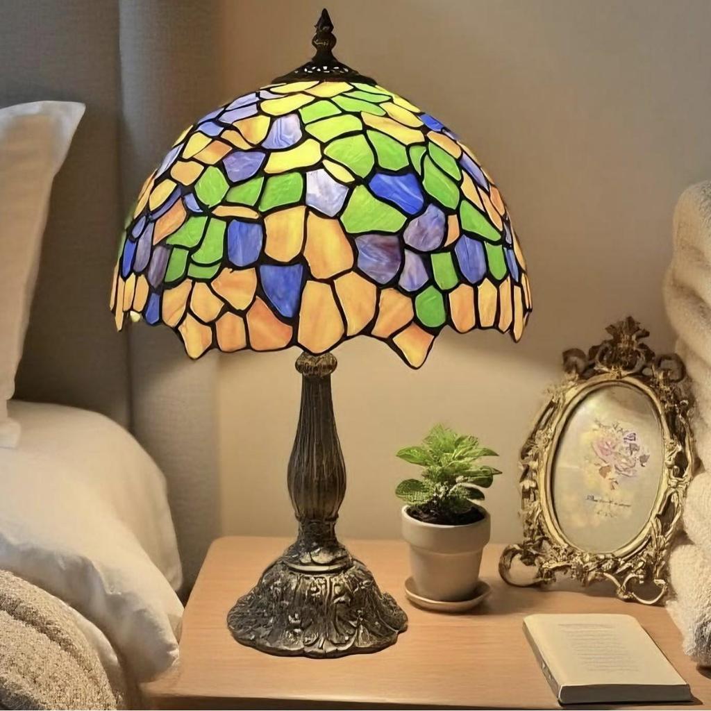 Yangfeng Tiffany Tischlampe für Schlafzimmer, Bar oder Restaurant - Kreatives handgefertigtes Weihnachtsgeschenk