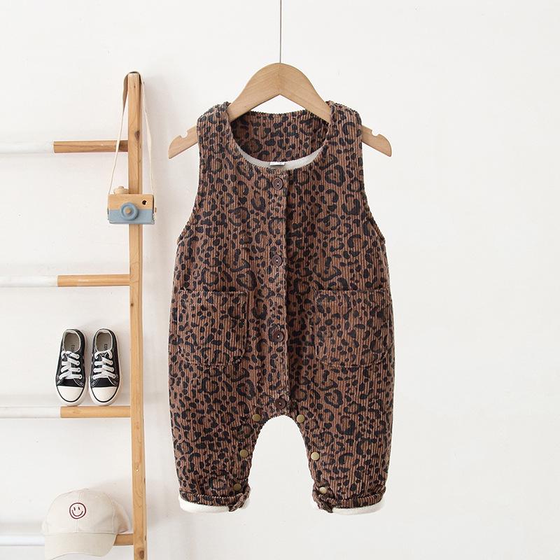 

Зимний детский вельветовый комбинезон на флисовой подкладке в корейском стиле 2025 года со скрытыми кнопками (0-3 года) Size 110 (For height 95cm)