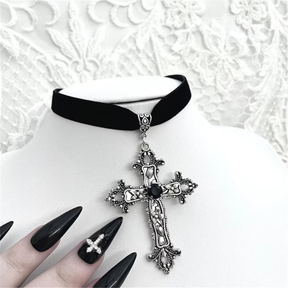 Gothic Sliver Color Relief Pattern Rhinestone Cross Pendant Red Black Velvet Choker Necklace for Women Hallowmas Jewelry Gifts