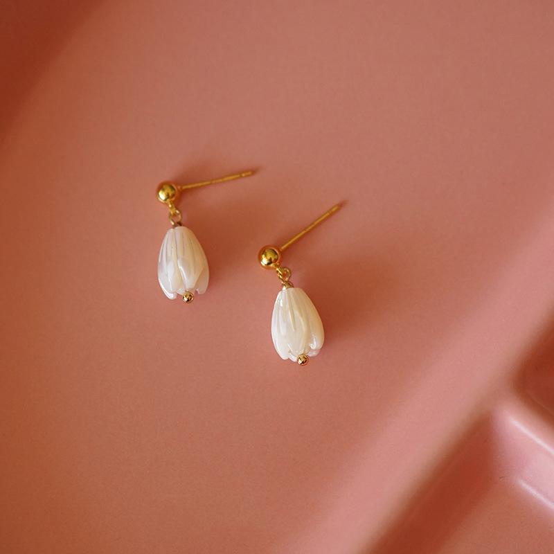 

White Orchid Tulip Earrings for Women, Forest Style Earrings, Ear Clips, Light Luxury Niche Design, Vintage Tea Style Light Luxury Style Ear Studs