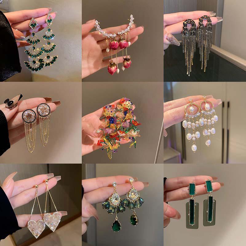 Silver Needle Zircon Long Earrings, Korean Temperament, High-end Sense, Exquisite Stud Earrings, Earrings, Retro Fringed Earrings, Women's