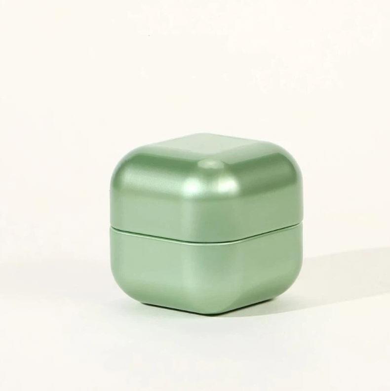 Портативная однотонная мини-жестяная коробка Чай Герметичная банка Упаковочная коробка Ювелирные изделия Конфеты Маленькая банка для хранения Монета Серьги Наушники Подарочный футляр темно-зеленого