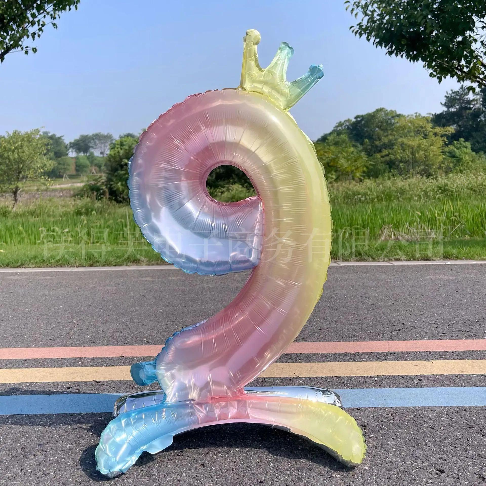 

32-дюймовая радужная цифра-подставка из фольги с короной, цифровой градиент, красочные фигуры, глобусы, детский день рождения, вечеринка, свадьба, декор