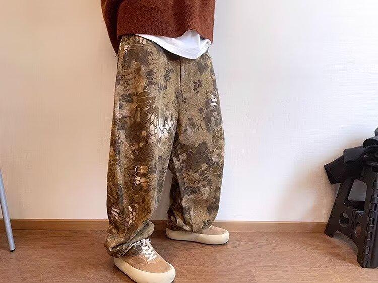 Men's Versatile Retro Snake Print Camo Jeans - Loose, Casual, Wide-Leg
