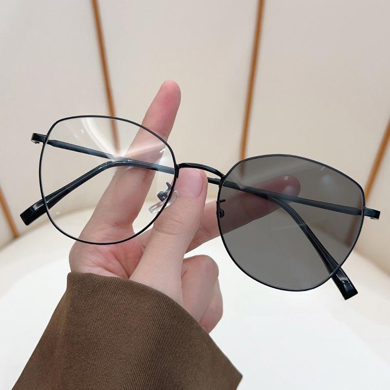Luxury Oval Frame Photochromic Myopia Eyeglasses Unisex Negative Diopter Color Change Optical Glasses