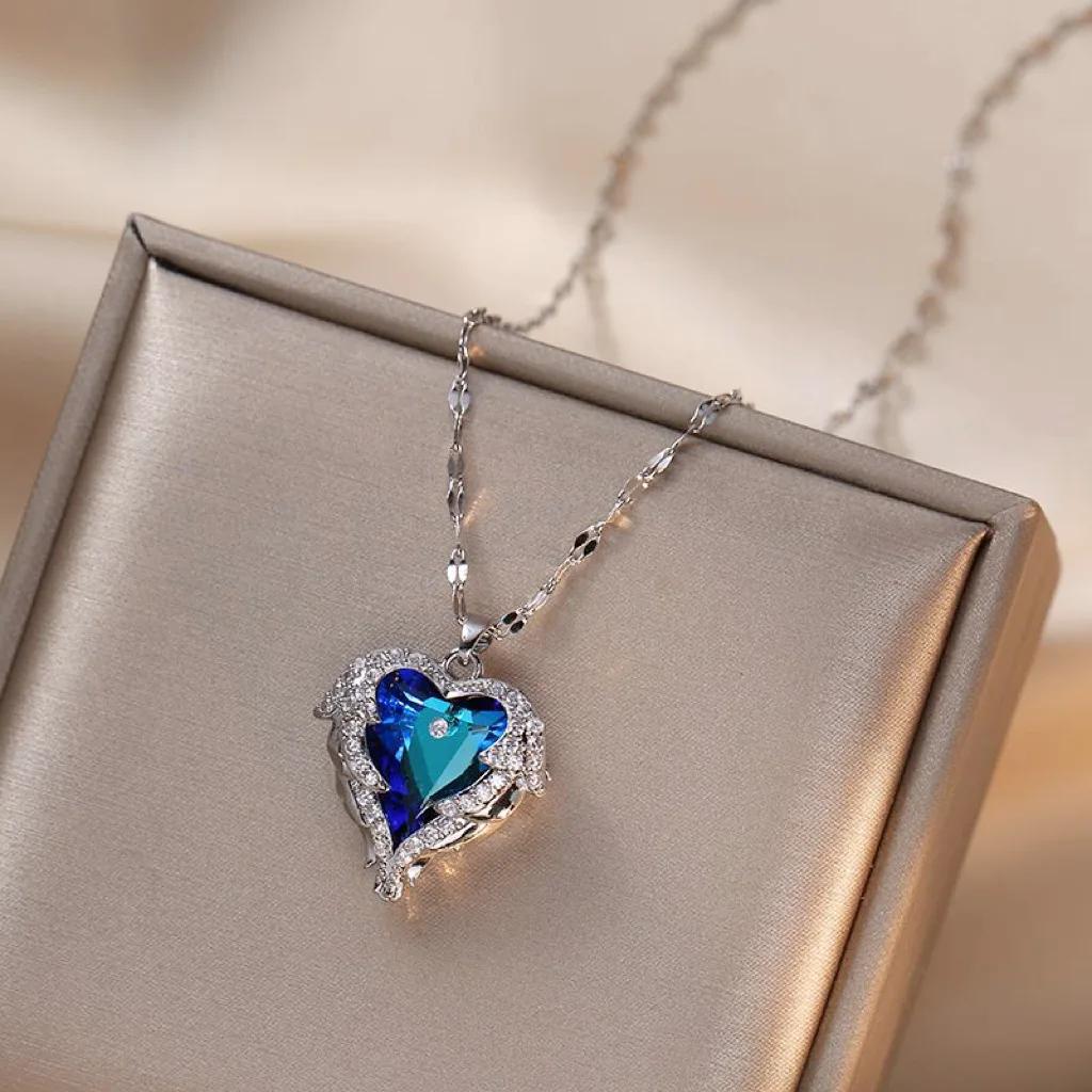 Moderna y Lujosa Cadena para Clavícula de Acero Inoxidable, Personalizable y Versátil, con Colgante de Ostra y Perla en Forma de Corazón de Melocotón