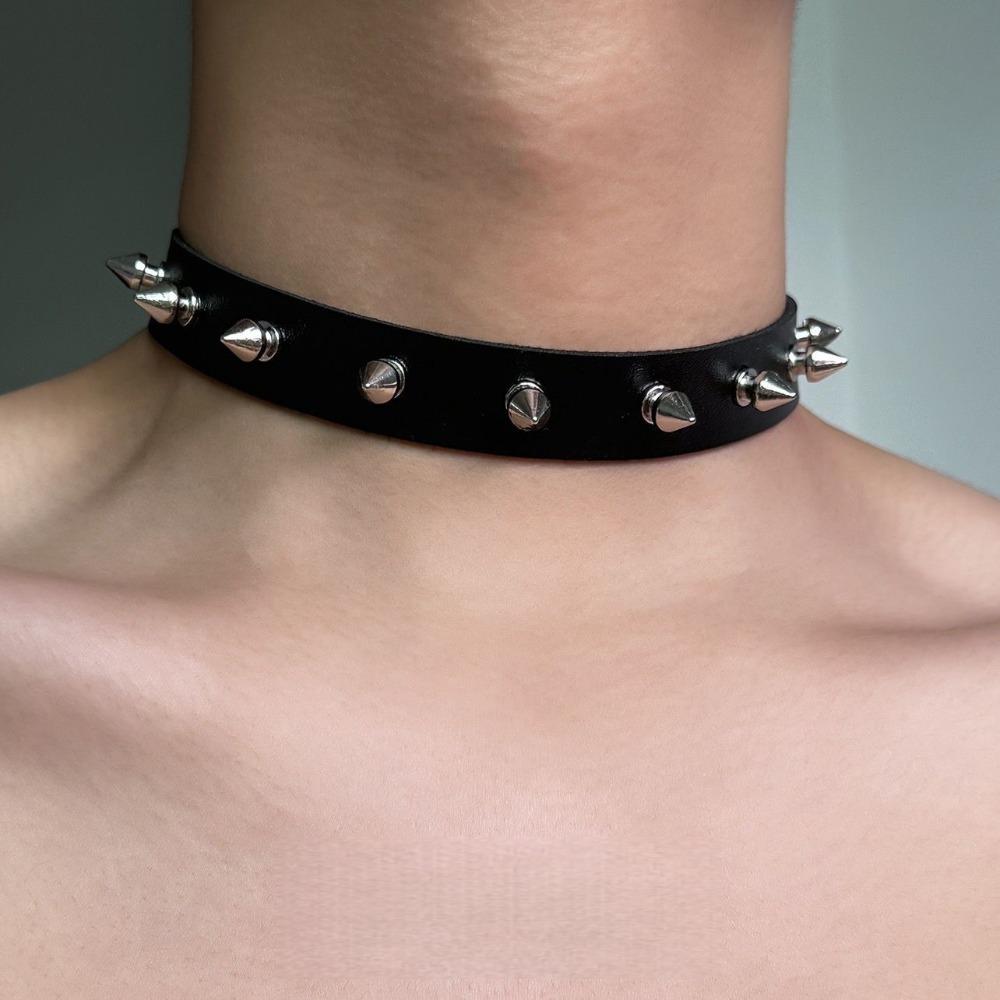 Punk Spike Choker Faux Leather Collar for Women Men Cool Big Rivets Studded Chocker Goth Style Necklace Accessories
