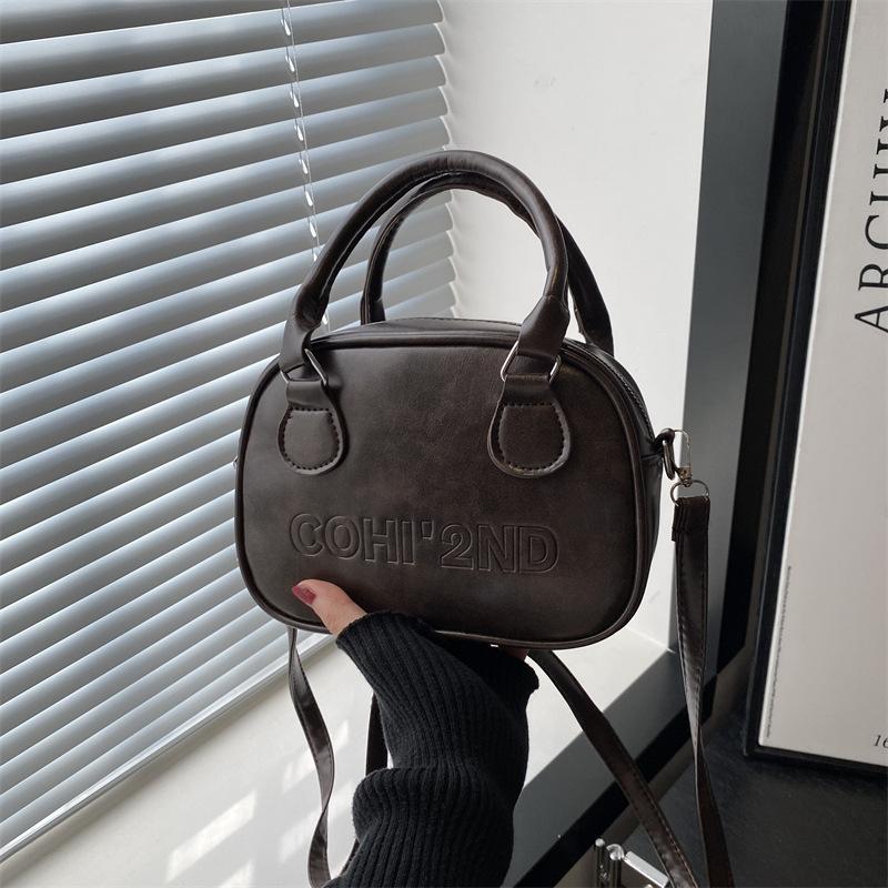 

Maillard ретро женская сумка корейская версия новая высококлассная сенсорная работа通勤 универсальная модная на плечо сумка-мессенджер