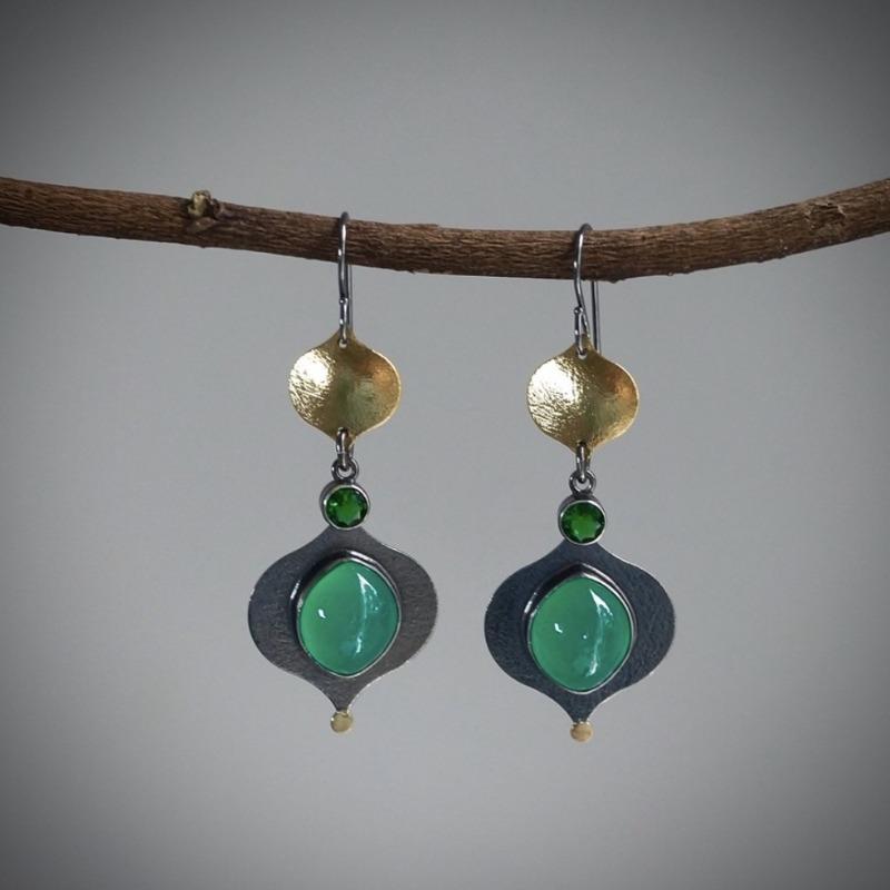 Jianjie Women's Dainty Two Tone Gourd Shaped Pendant Earrings Green Stone Inlay Classic Banquet Ear Jewelry Trend