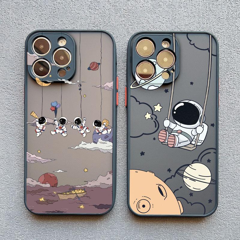 Cartoon Astronaut Pattern Phone Case For iPhone 14 13 15 Pro Max Plus 11 12 Mini Pro Max 7 8 Plus X XR XS Shockproof Phone Cover