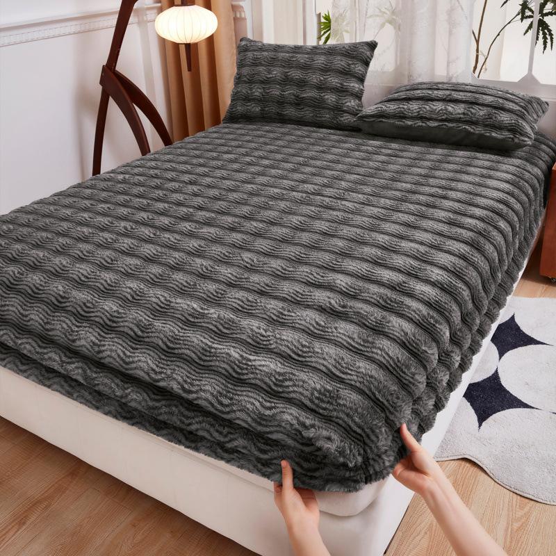 

new solid color rabbit plush fitted sheet single piece winter milk plush thickened fitted sheet to keep warm, no pillowcase 180x200x25cm 1pcs темно-серого