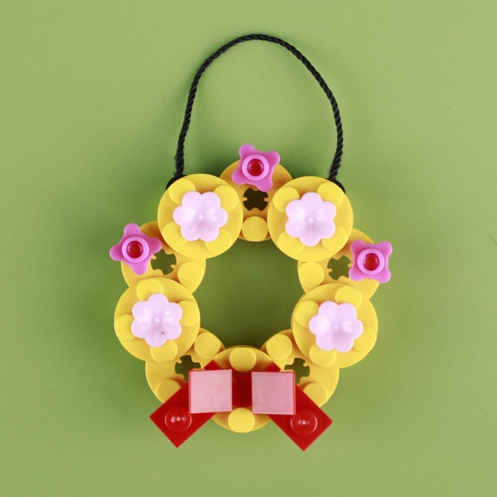 Winter City View Merry Christmas Decoration Flower Wreath Building Blocks House Home Santa Claus Figures Snow Window Bricks Toys