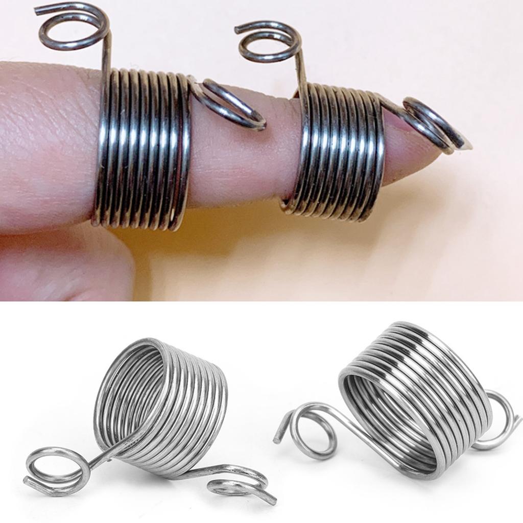 2Pcs Stainless Steel Coiled Knitting Thimble Guide Finger Ring Knitting Crafts Tool Accessories