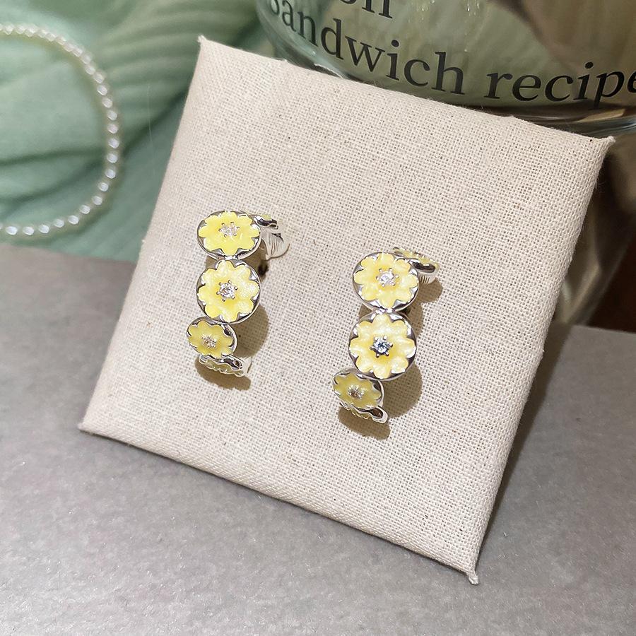 2026 New Drip-Glaze Hoop Earrings for Women C Shape Flower Geometric Earrings Buckle Sweet Cute Banquet Daily Wear Jewelry Gifts