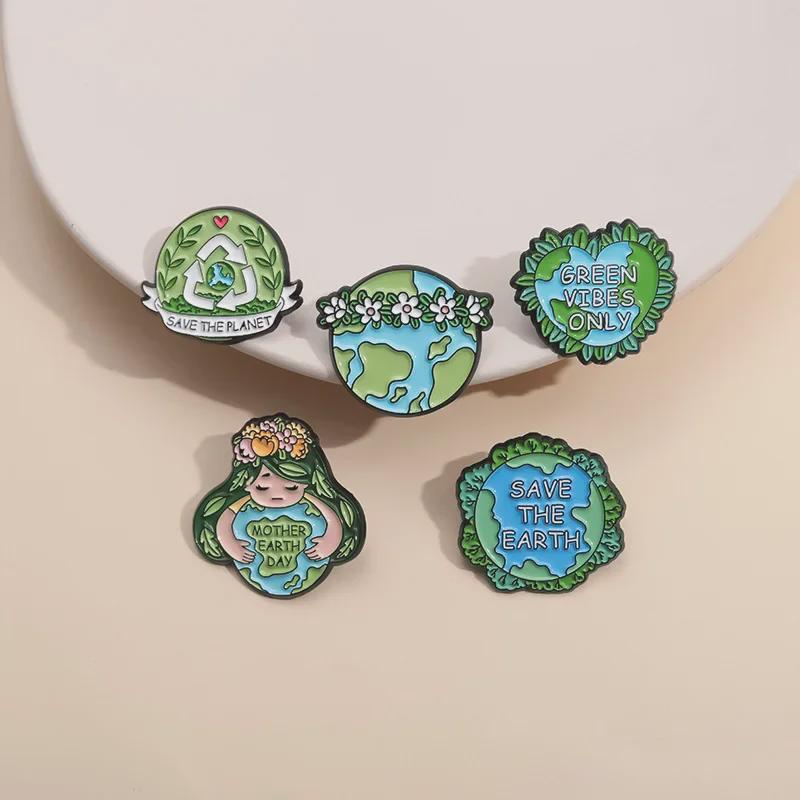 Eco-Friendly Earth Love Green Metal Brooch: Round Environmental Badge Pin