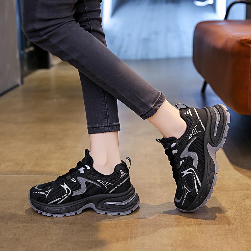 

Daddy shoes women s autumn new female student leisure sports versatile board shoes 40
