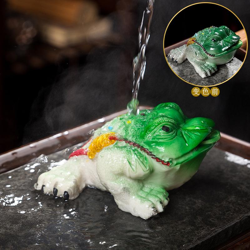 Color Changing Golden Toad Tea Pet Ornament,Lucky Chinese Tea Play Purple Clay Table Decoration, Kung Fu Tea Set Accessories