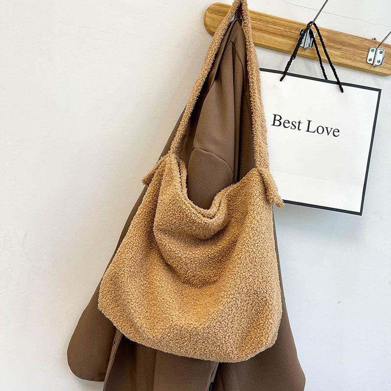 

Women s wool bag summer new large-capacity plush shoulder bag trendy fashion solid color tote bag one size fits all