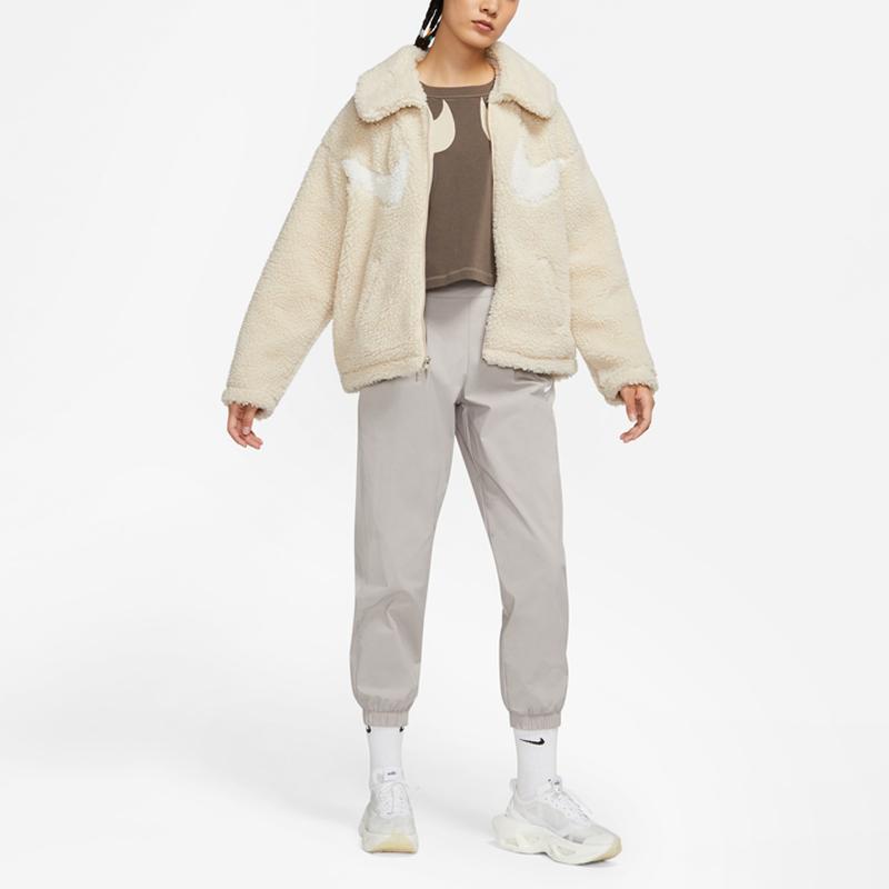 Nike Swoosh Womens Full-Zip Jacket (Asia Sizing) Rattan/Sail Women Streetwear DD5621-206