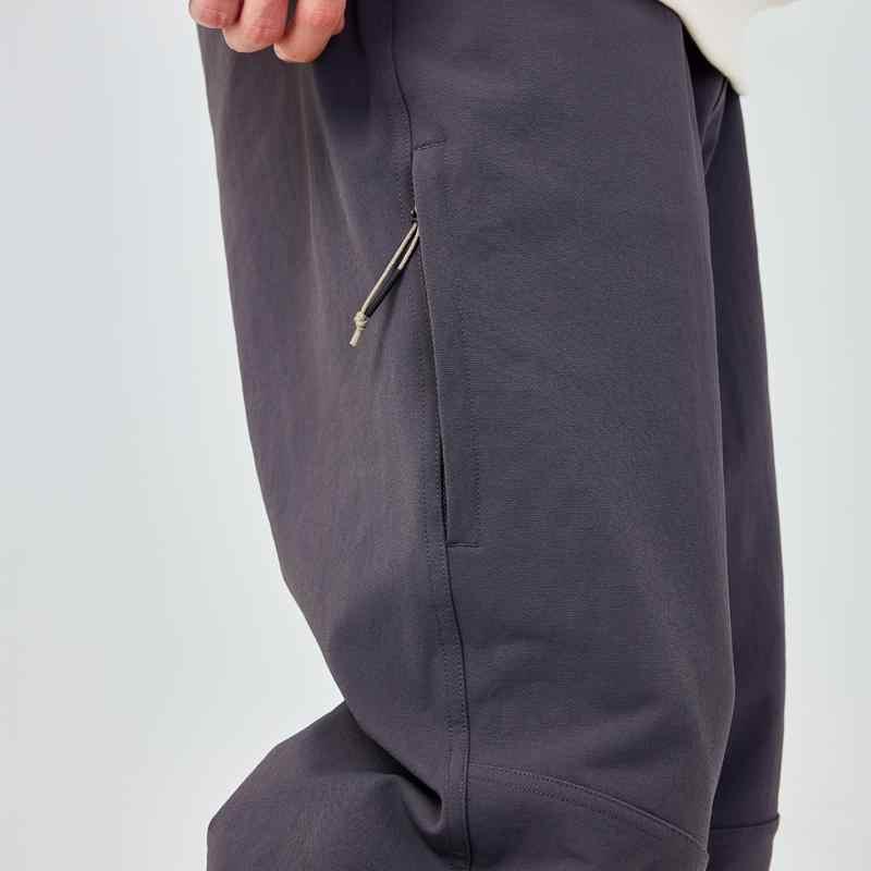 Skechers Outdoor Series Solid Color Water-Resistant Woven Casual Sports Cargo Pants Men pants Periscope-Gray L424M016-0403