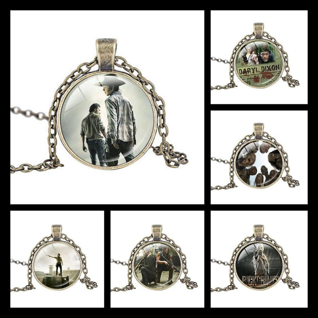 Elegant Geometric Pendant Necklace For Women With Shiny Artificial Crystal Charm