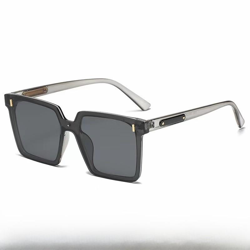 Fashion Sunglasses For Women With Uv400 Protection And Pc Frame For Outdoor Travel