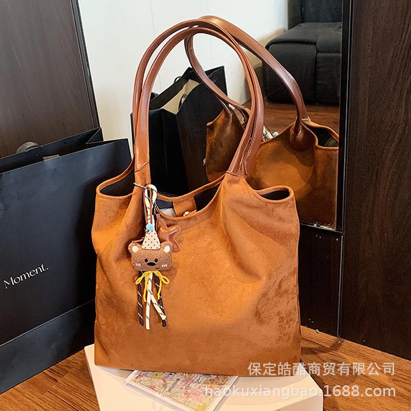 Suede Bag Women's Large Capacity 2025 New Autumn and Winter Versatile Simple Retro Shoulder Bag Commuter Tote Bag