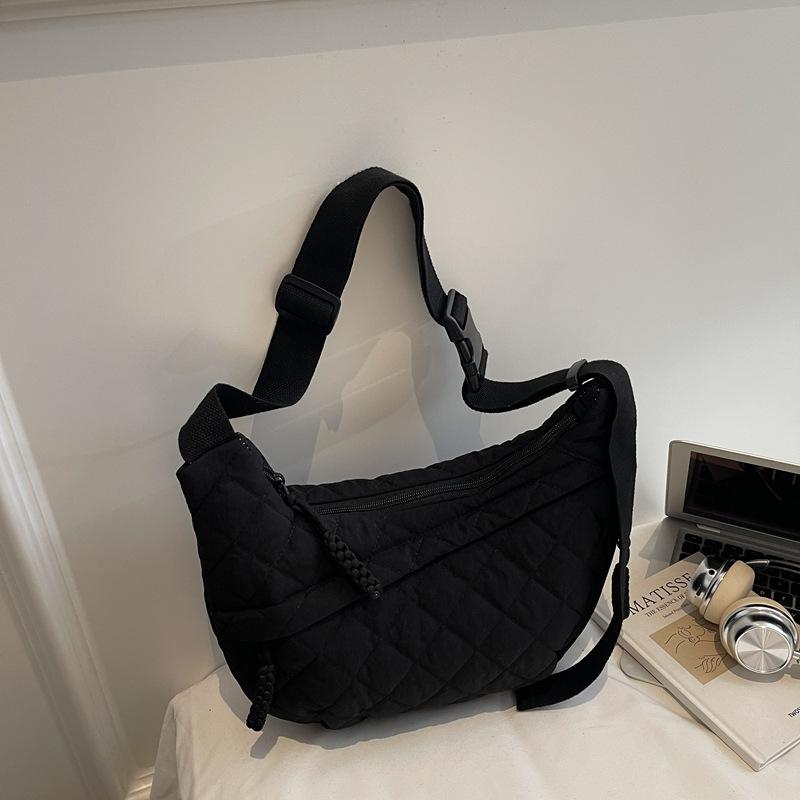 New Women Hobo Bag Large Capacity Crossbody Shoulder Bag Fashi Quilted Casual Tote Comfortable and Versatile Bags for Travel