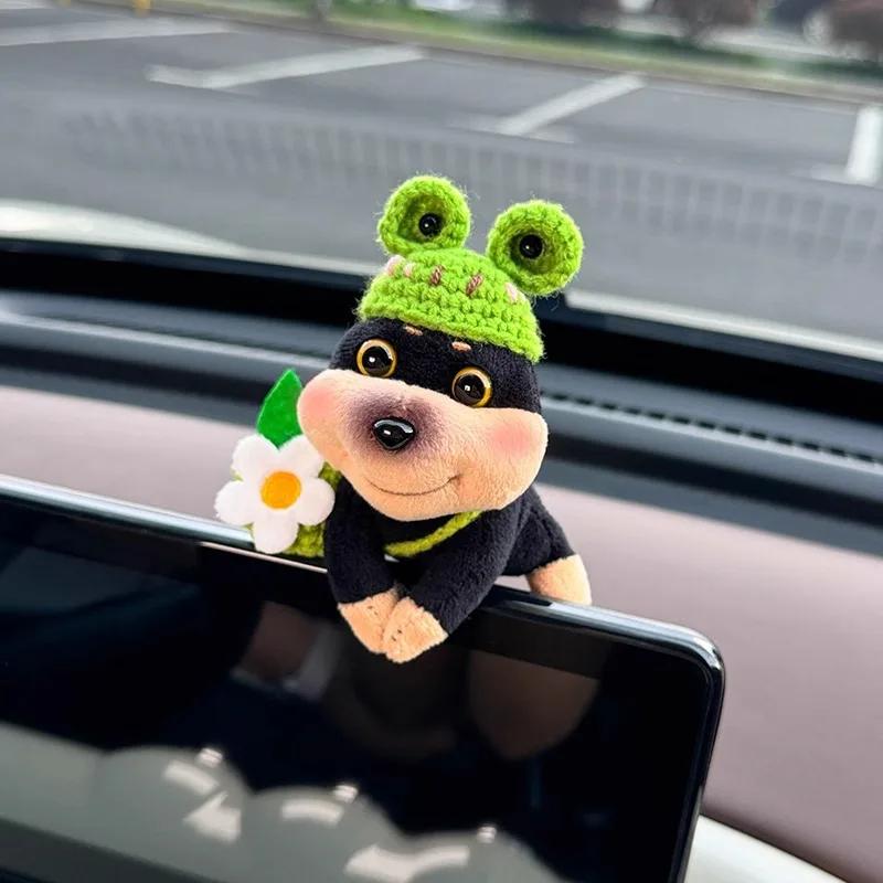

New Car Decor Bee Dog Doll Cars Central Control Screen Display Ornaments Screen Decoration Car Interior DecorAccessories