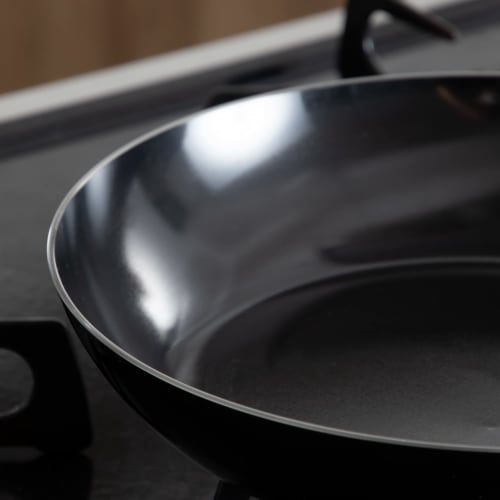 Endo Shoji Commercial-Grade Iron Black Skin Oven-Safe Thick Frying Pan, 40cm, Induction Compatible, Made in Japan, AHL94040