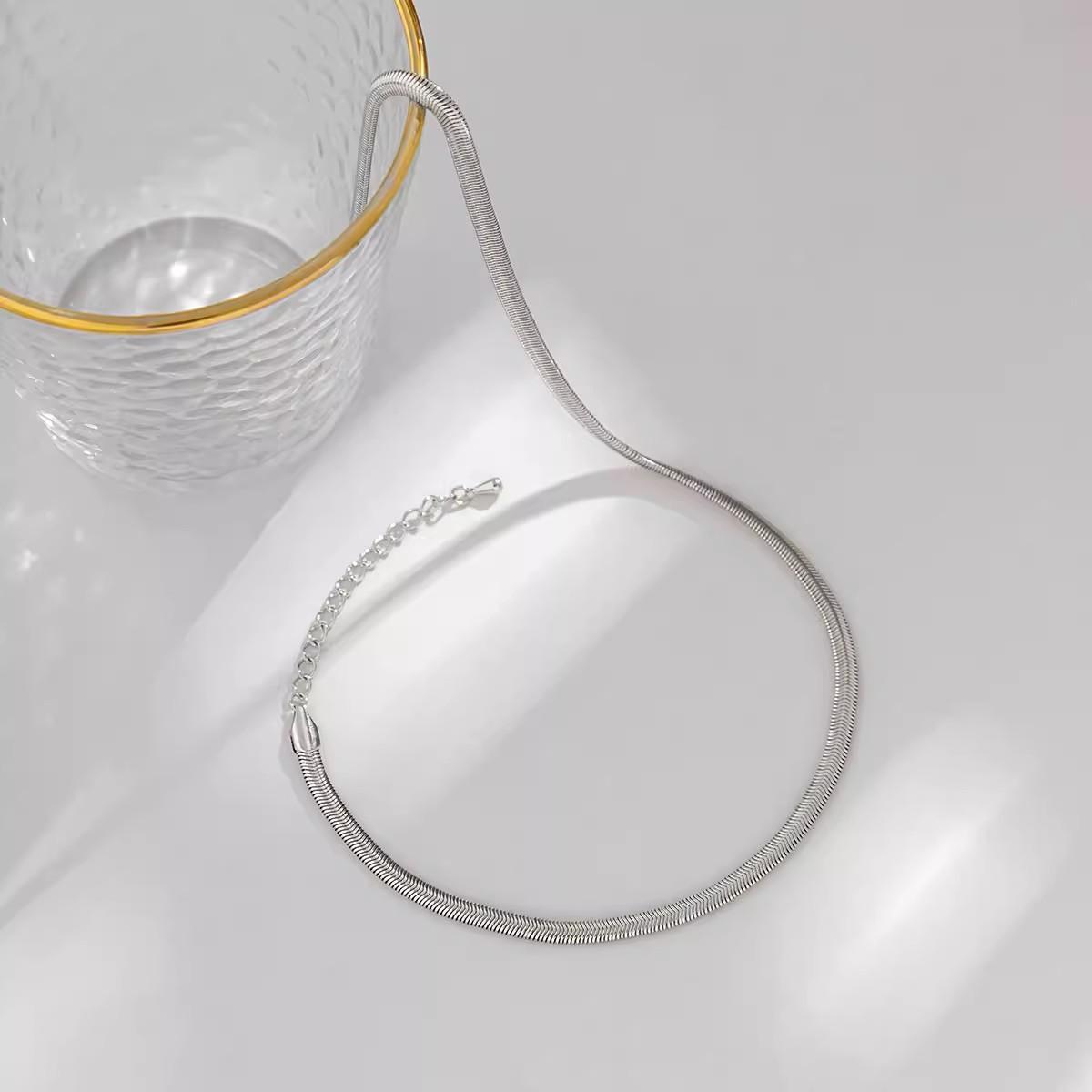 

ins wind голая цепь змеиная кость цепь колье женское высокое чувство мода простое змеиная кость универсальное ожерелье женское серебряный