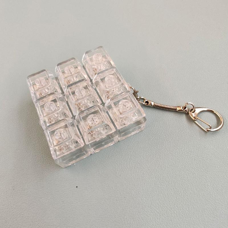 9 Keys Mechanical Switch Fidget Toy Keychain Silent Keyboard Button Stress Relief Toys Bag Pendant Car Key Holder Creative Gifts