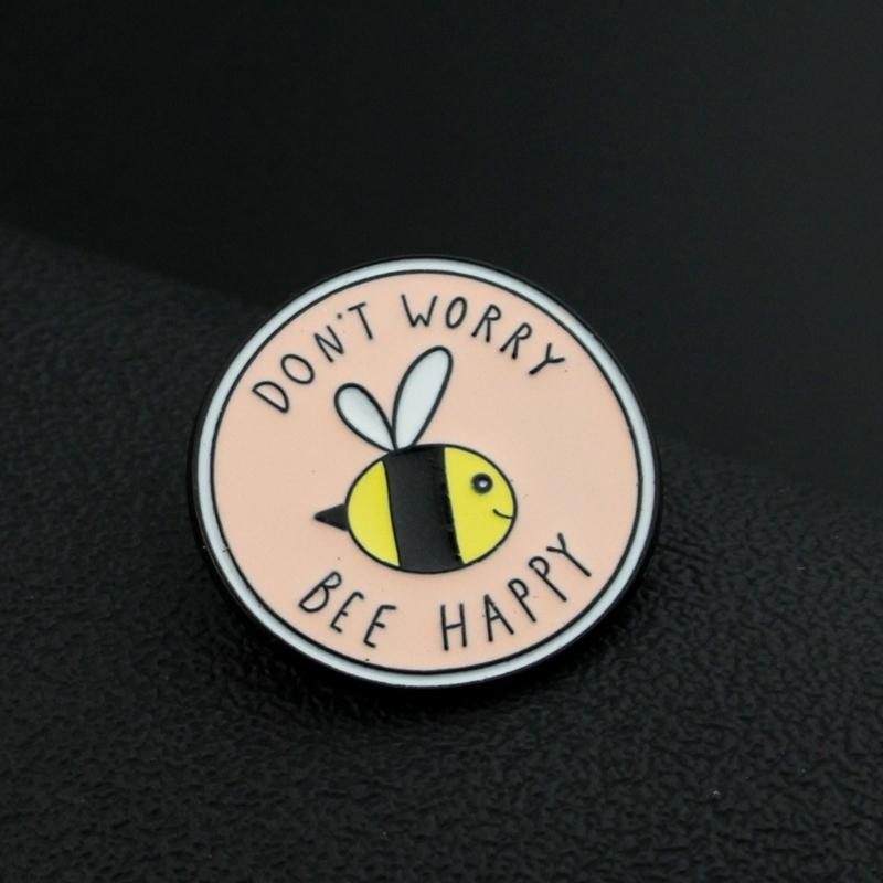 Unique Alloy Bees Brooch Pin Clothing Jewelry Accessories Eye Catching Corsage Pins Perfect Gift for Women Girl Children