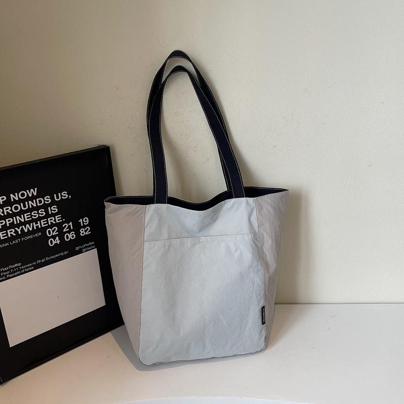 Japanese Niche Design Casual Shoulder Cloth Bag 2025 Spring Trend Foreign Style Personality Large Capacity Commuter Tote Bag