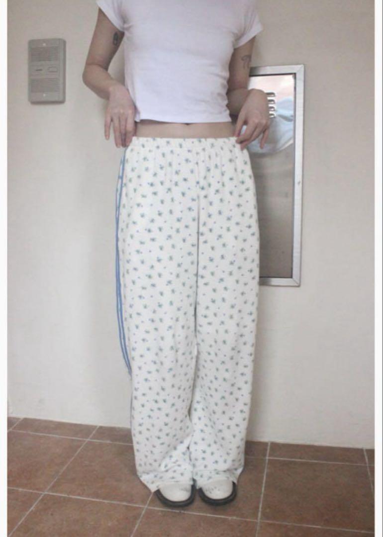 

[Б/У] Спортивные штаны Le Monde Pepe Bloom