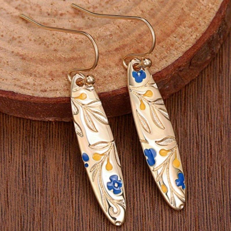 

Модные серьги-подвески для женщин золотой