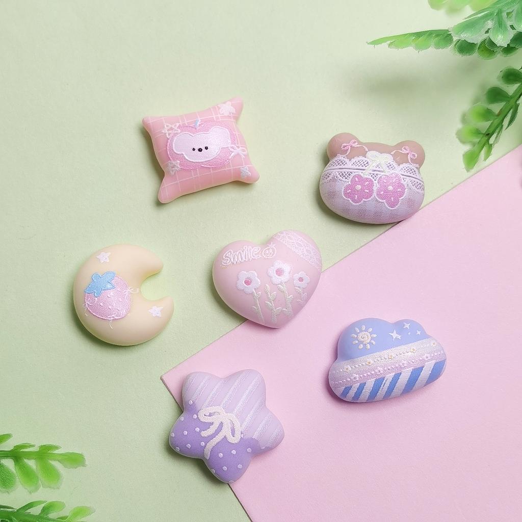 100pcs Kawaii Simulated Mini Clouds Sun Rainbow Stars Moon Resin Cabochon DIY for Keychain Earrings Jewelry Scrapbooking