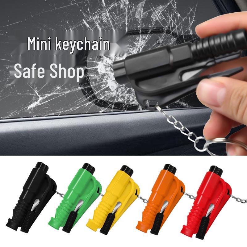 Three-in-One Car Keychain: Emergency Window Breaker and Escape Tool