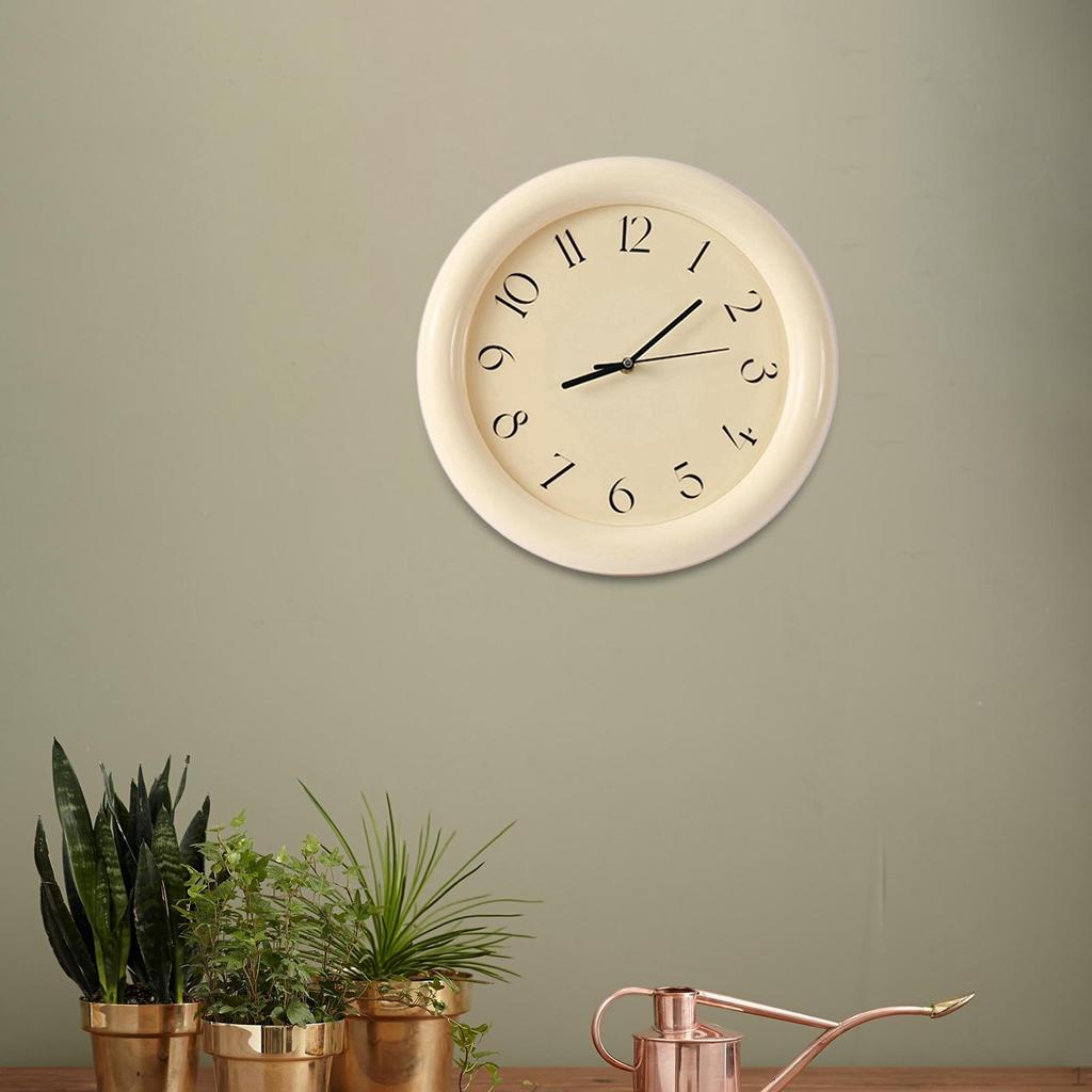 Uhr für moderne Wohndekoration