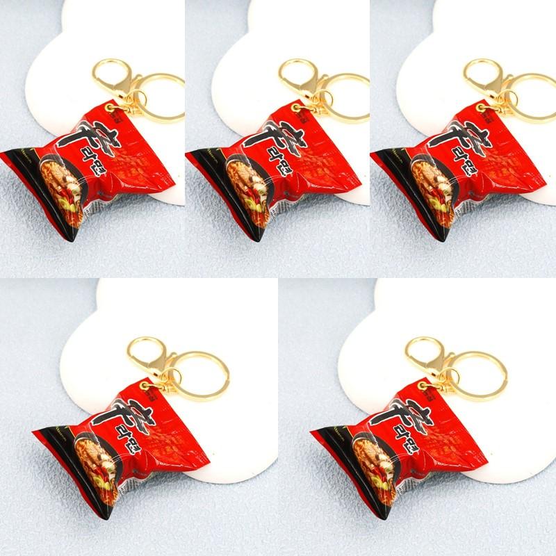 Simulation Instant Noodles Keychain Backpack Turkey Noodle Hanging Pendant Small Ramen Keychains Keyring For Kids