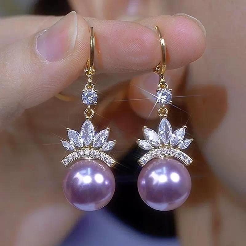 

Модные женские серьги, блестящие циркониевые короны, фиолетовые искусственные жемчужные серьги-подвески для женщин, легкие роскошные элегантные серьги, ювелирные изделия, подарок фиолетовый
