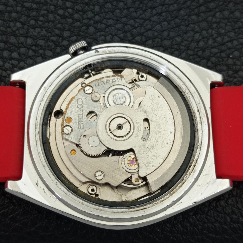 AUTOMATIC 7009A VINTAGE SEIKO 5 JAPAN MENS RED COLOR DIAL WATCH A701513-5 R206b-a701513